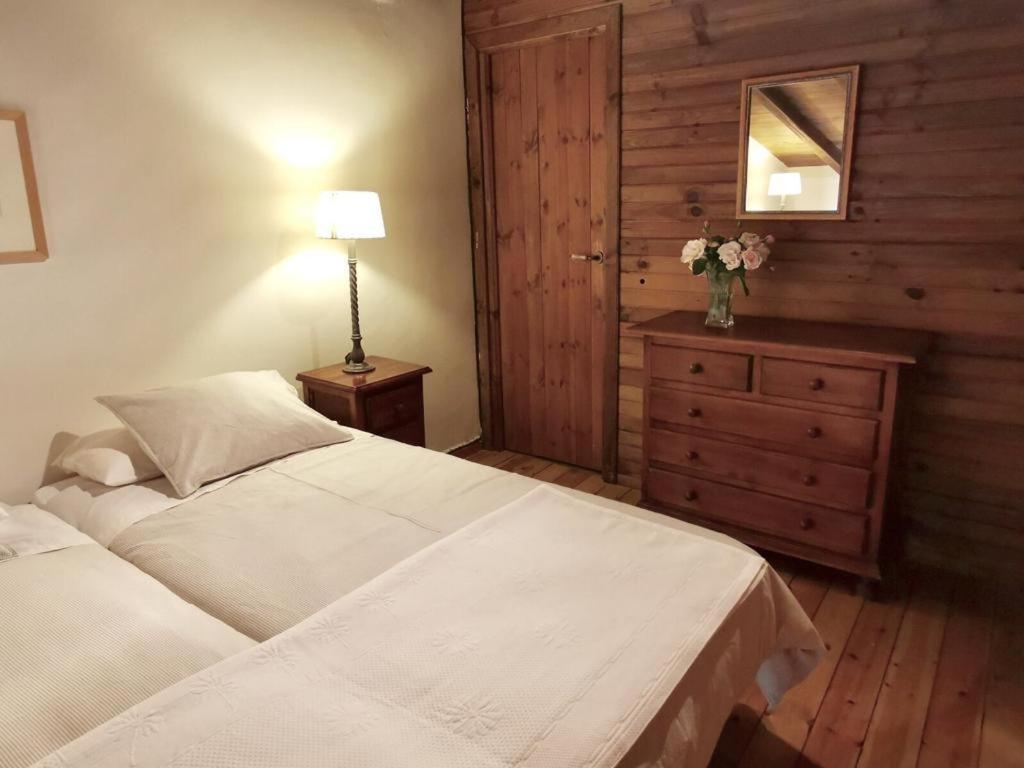 El Piornal Country house *